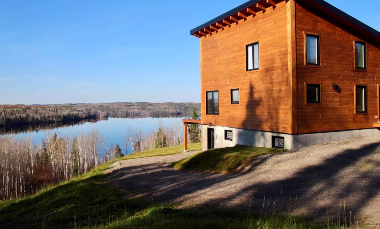 Chalets Domaine Otis Saint-Félix-d'Otis Exteriör bild