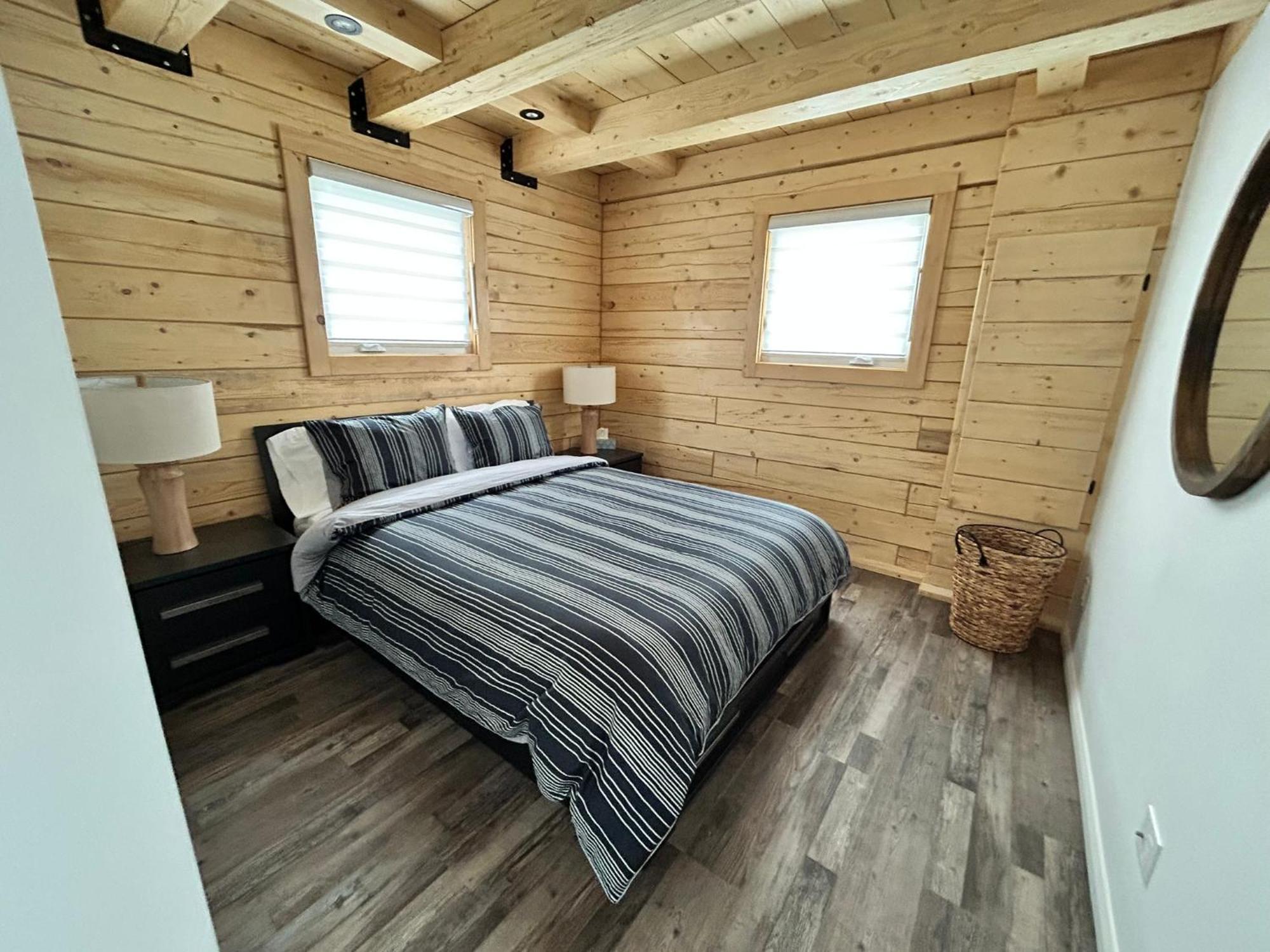 Chalets Domaine Otis Saint-Félix-d'Otis Exteriör bild
